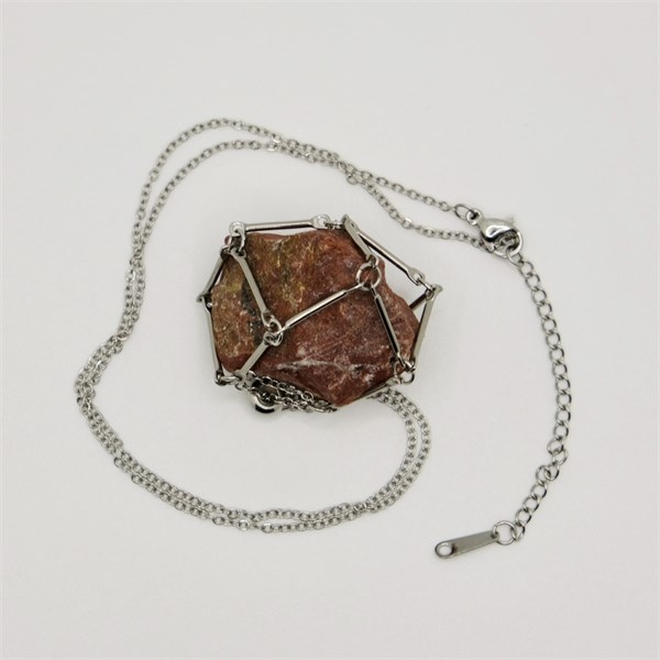 Яшма красная 2-5 см, необработанный, с подвеской, Бразилия [Коричневый потенциал], сила влияния 8-10 1689