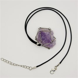 Аметист 3-5 см, необработанный, с подвеской (вощёная нить), Бразилия [Фиолетовый потенциал], сила влияния 8-10 1674