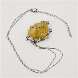 Кальцит желтый 2-5 см, необработанный, с подвеской, Китай [Желтый потенциал], сила влияния 10-12 1679